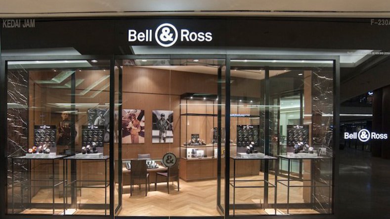 Replica Bell & Ross The brand handles business directly in Asia and Middle-East