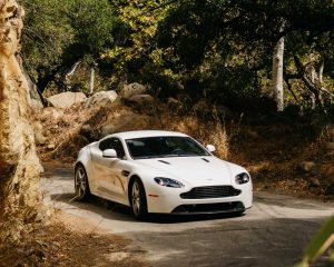 2016 Aston Martin Vantage GTS Is Old-School Cool Feature Articles